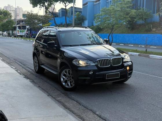 BMW X5 4.4 V8 TURBO GASOLINA XDRIVE50I SECURITY AUTOMÁTICO